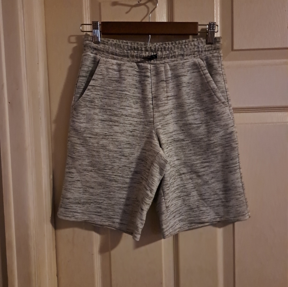 Urban pipeline Boys Shorts size medium pull on 5/$25